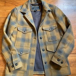 Woman’s Filson Seattle Cruiser